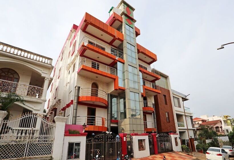 Flagship 12005 Days Inn