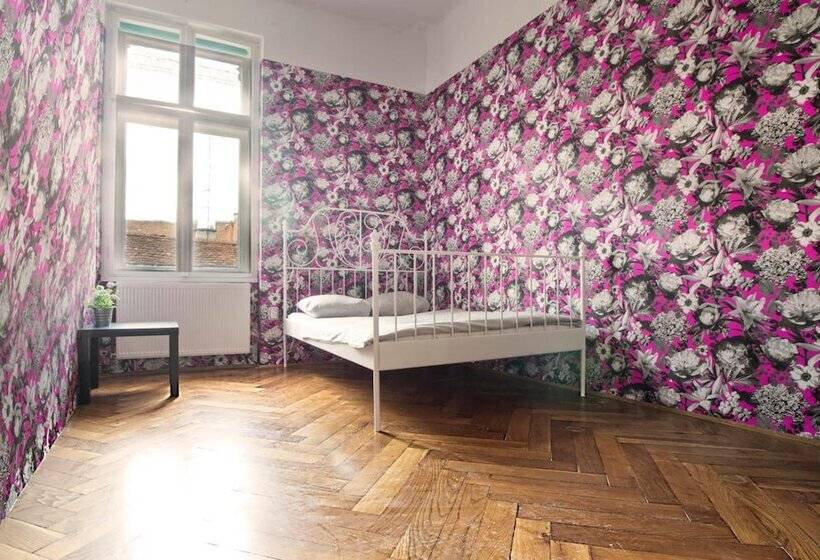 هاستل Guesthouse Centar 2