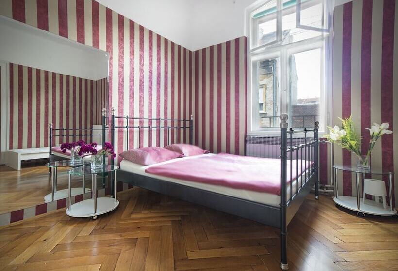 هاستل Guesthouse Centar 2