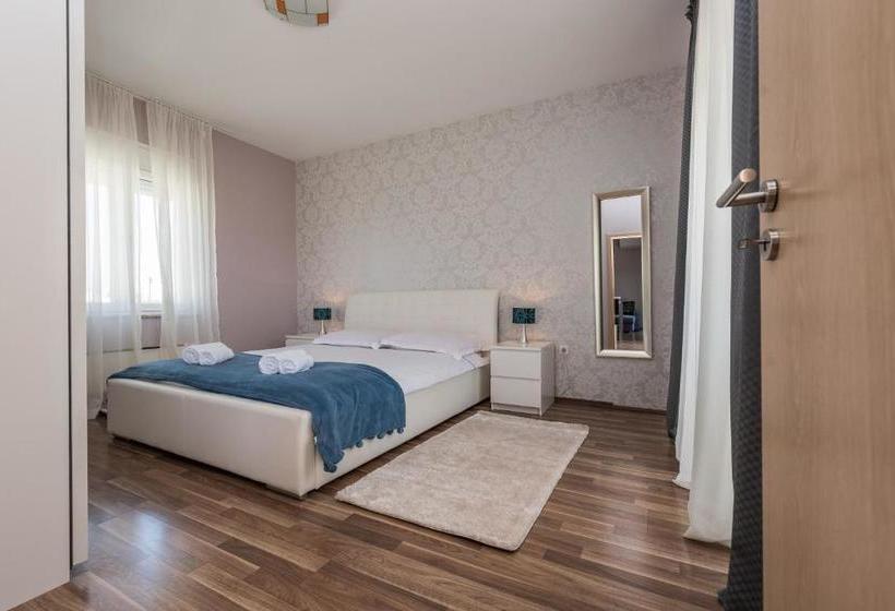 Design Apartments Dijan