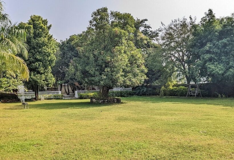 酒店 Headquarter Khajuraho