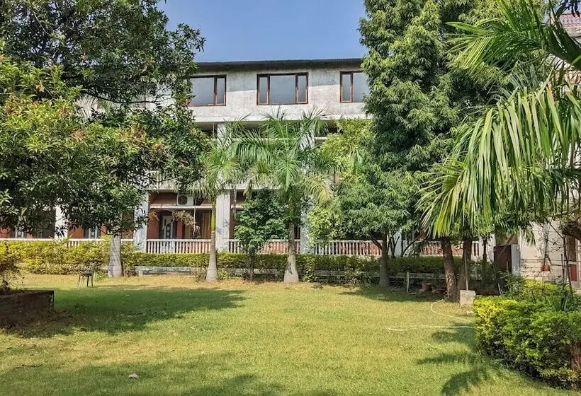 ホテル Headquarter Khajuraho