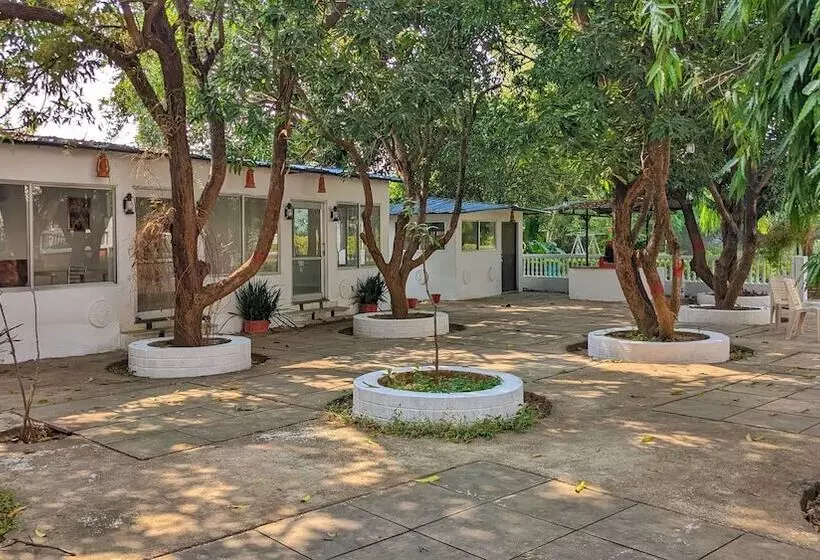 ホテル Headquarter Khajuraho