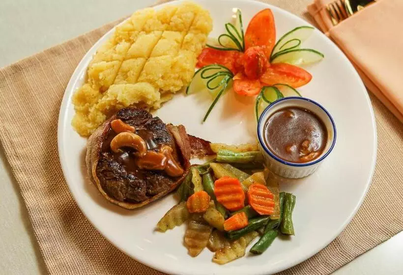 Hotelli Kingswick Residences & Lodge