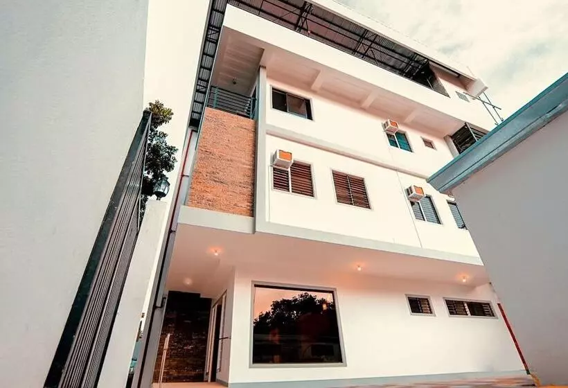 Hotelli Kingswick Residences & Lodge