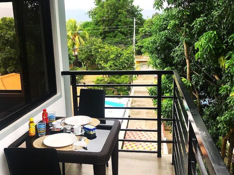 בית מלון כפרי Kingswick Residences & Lodge