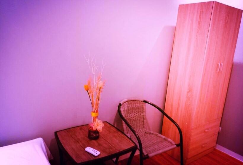 בית מלון כפרי Kingswick Residences & Lodge