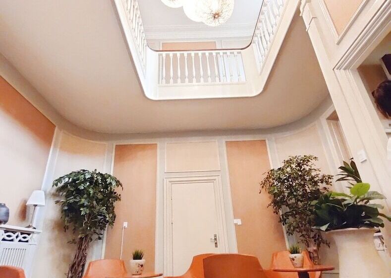 Отель Lillevang