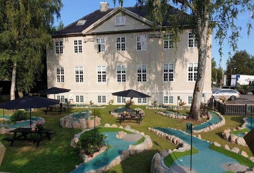 Отель Lillevang