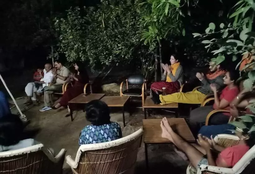 هتل Nature Trail Camps & Homestay