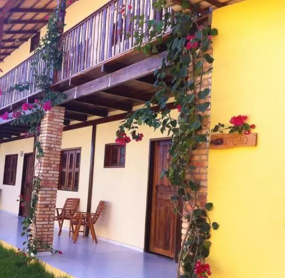 Hotelli Pousada Brisa Do Pontal