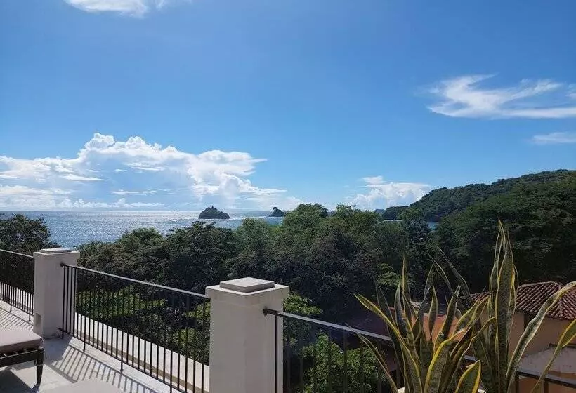 Santarena Hotel At Las Catalinas