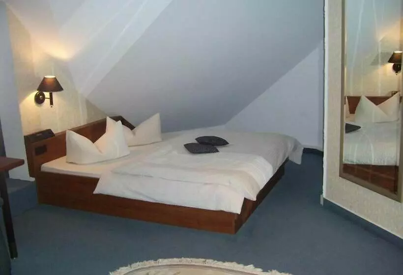 ホテル Villa Markersdorf