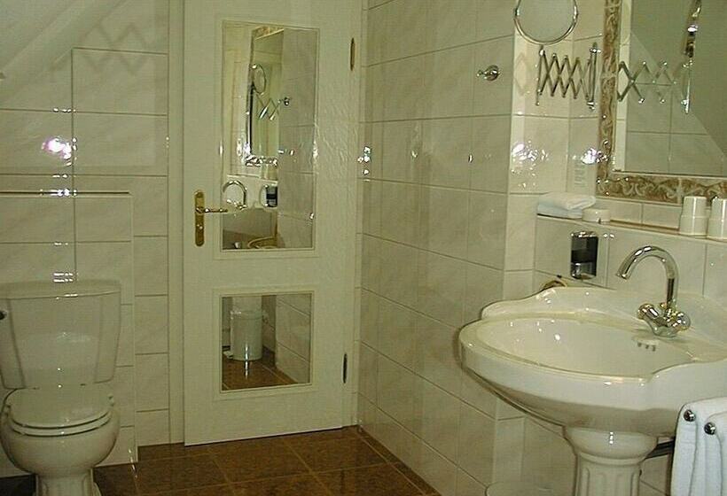 ホテル Villa Markersdorf