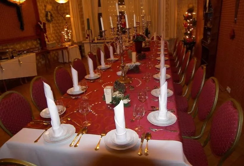 ホテル Villa Markersdorf