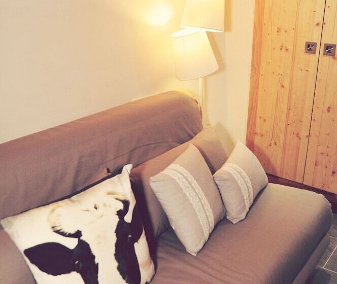 پانسیون Cal Batlle Casa Rural