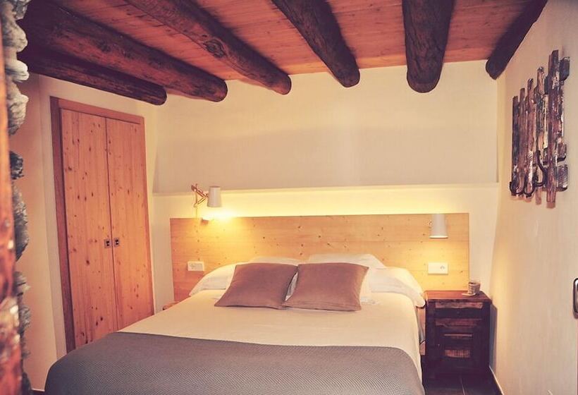 پانسیون Cal Batlle Casa Rural