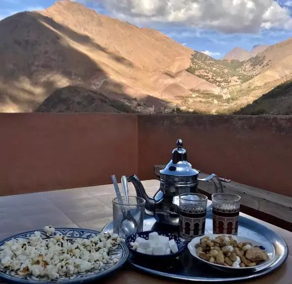 Majatalo Gite Panorama