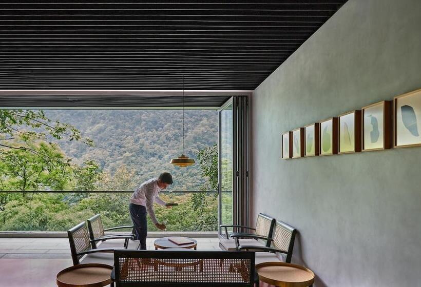 Курорт The Roseate Ganges Rishikesh