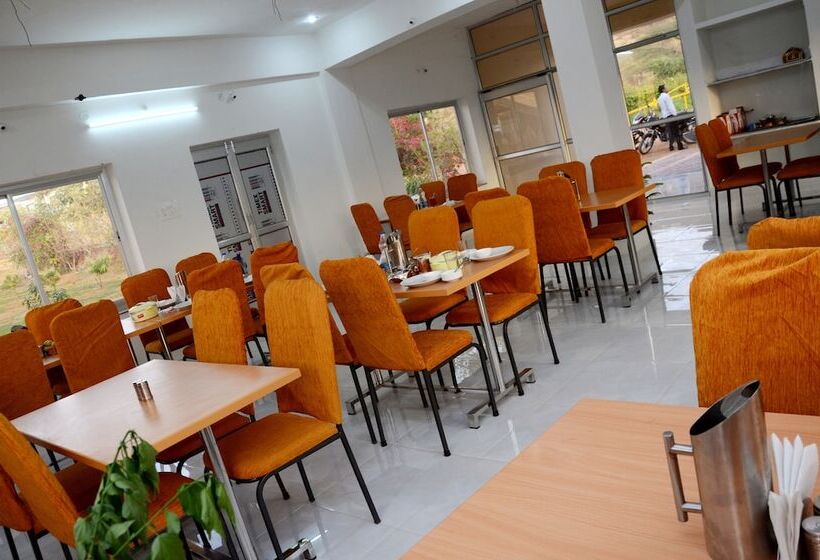 Chitrakoot Garden And Resorts Pushkar