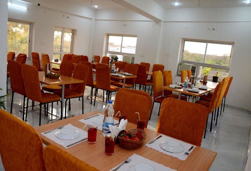 Chitrakoot Garden And Resorts Pushkar