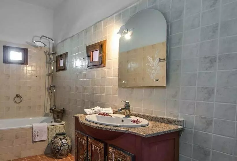 ریاض Eden Meknes