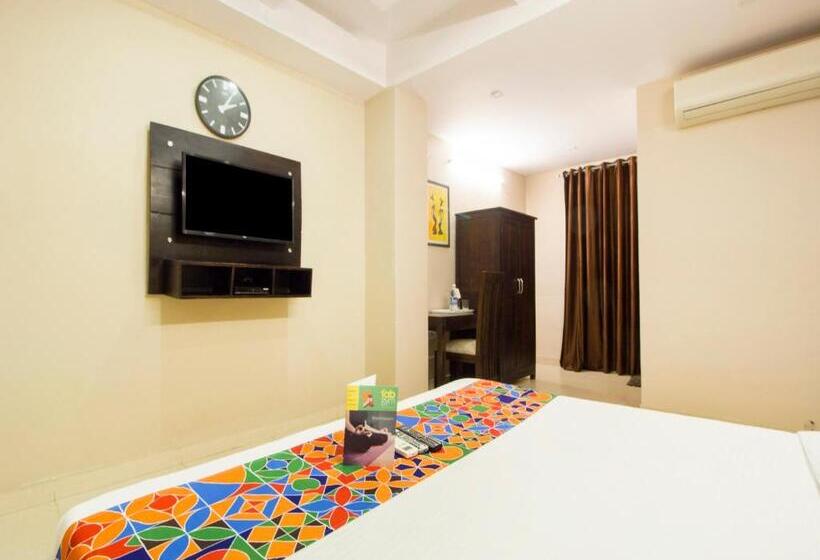 فندق Fabexpress Travelers Lodge