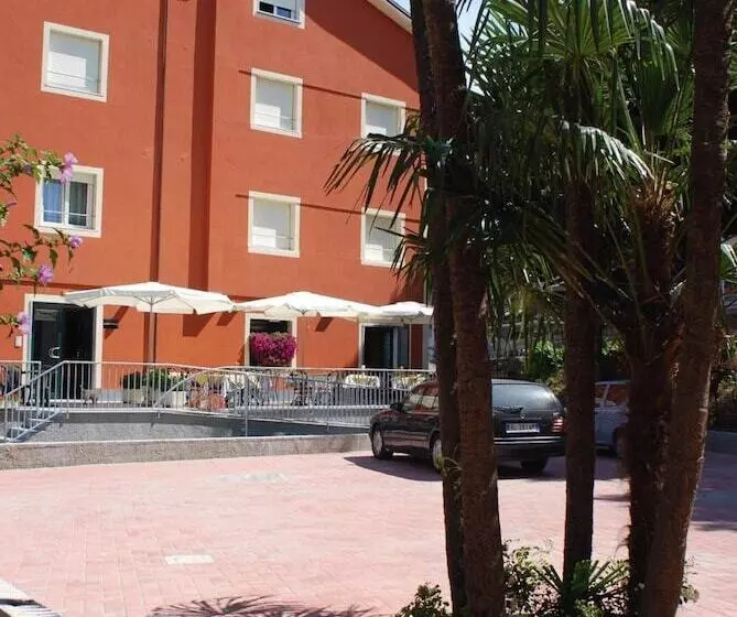 Hotelli Locanda L'ombrosa