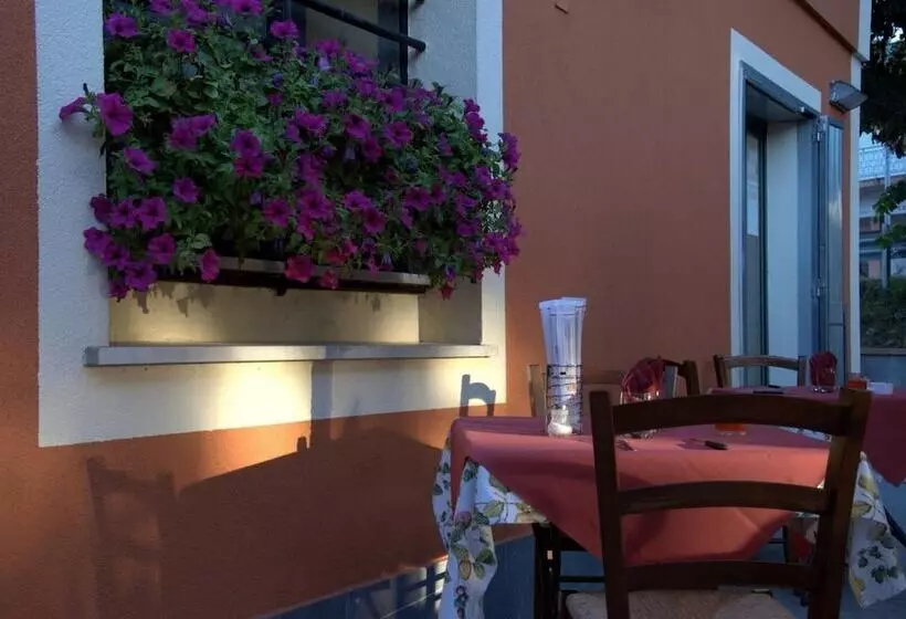 Hotelli Locanda L'ombrosa