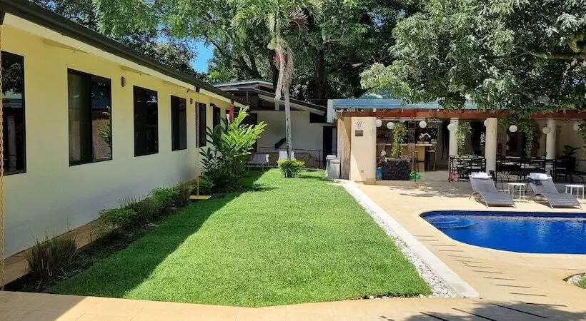 Hotelli Mango Airport