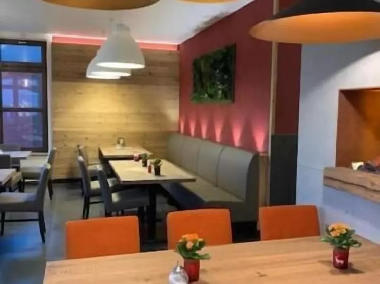 Hotelli Maxdorfer Hof