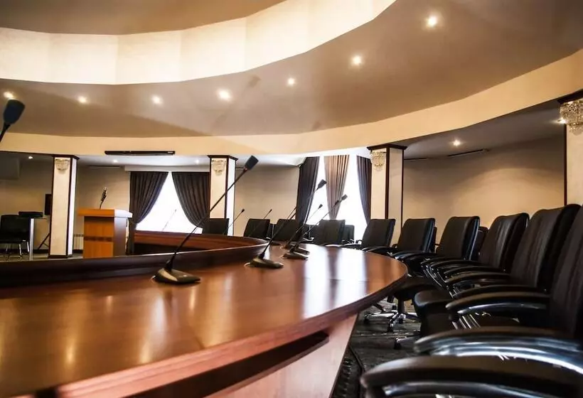 هتل Multi Rest House