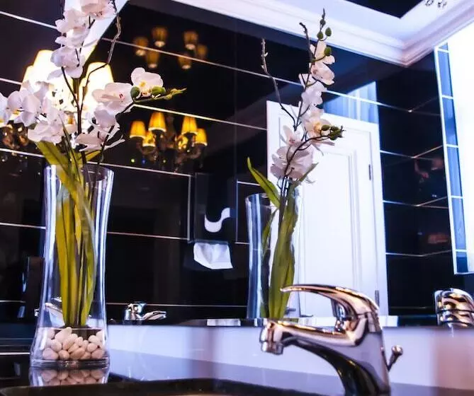 هتل Multi Rest House