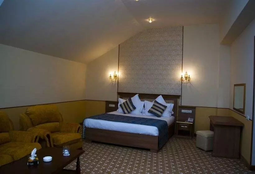 هتل Multi Rest House