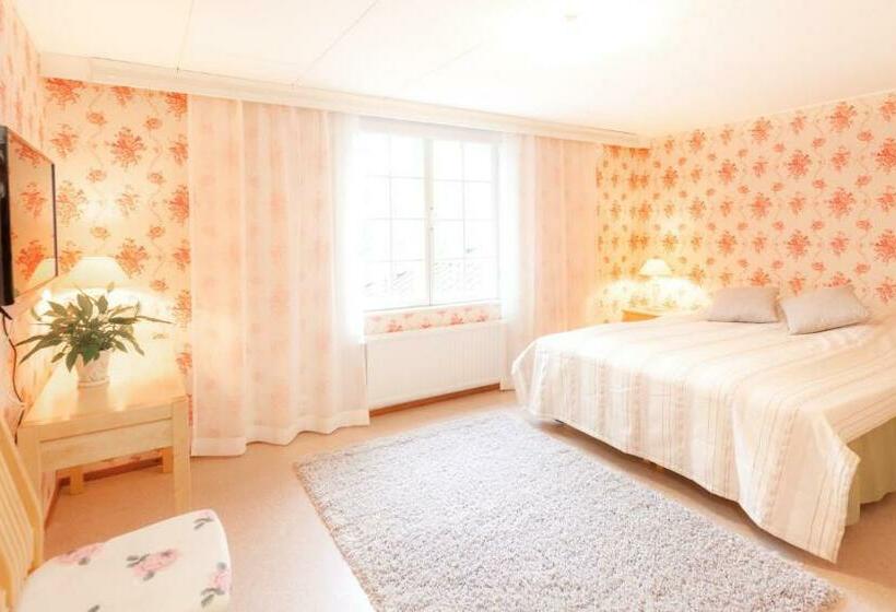 Lepaan Kartanon Vierashuone