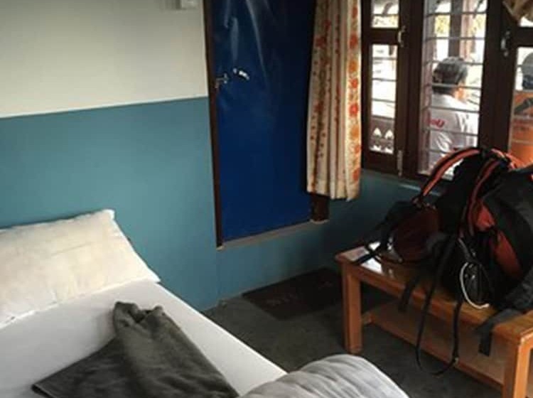 Pension (Hôtel basse catégorie) Ashish Aama Homestay