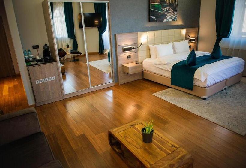 پانسیون Casa Hrisicos