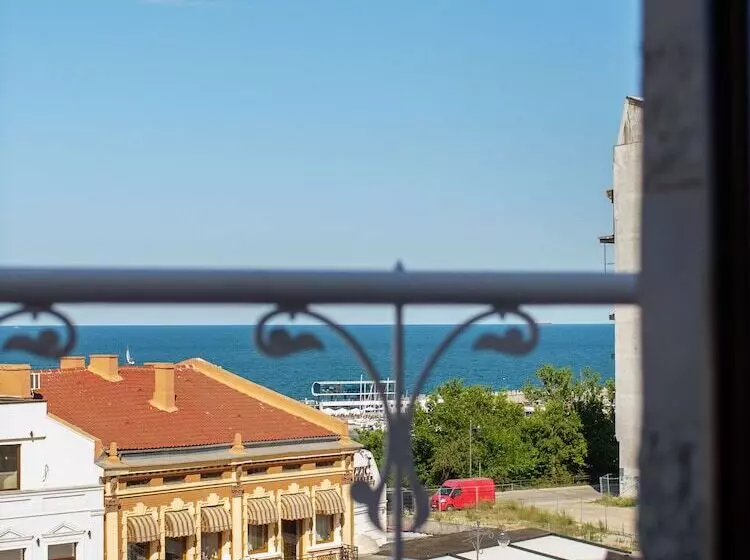 Majatalo Casa Hrisicos