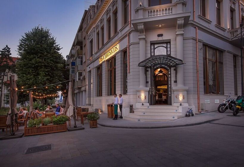 پانسیون Casa Hrisicos