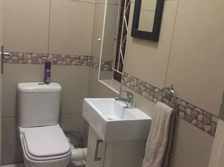 پانسیون Emmy Guesthouse