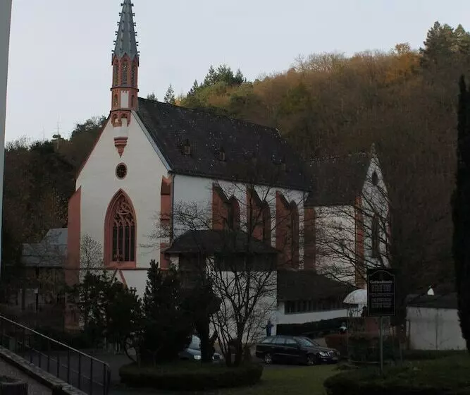 Majatalo Gästehaus Strieth