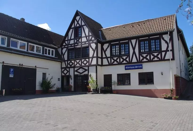 Majatalo Gästehaus Strieth