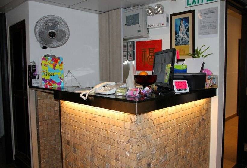 پانسیون Move Inn