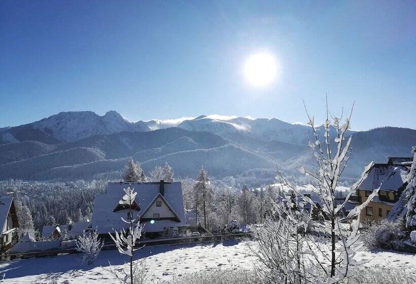 پانسیون Willa Turnia