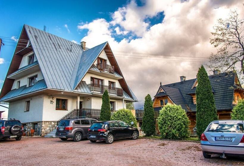 پانسیون Willa Turnia