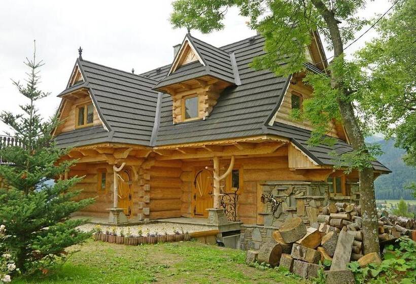 پانسیون Willa Turnia