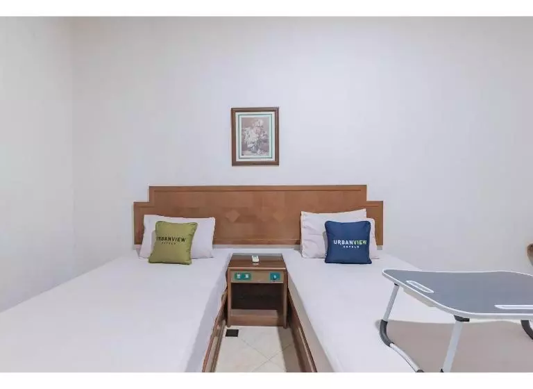 Urbanview Hotel Utari