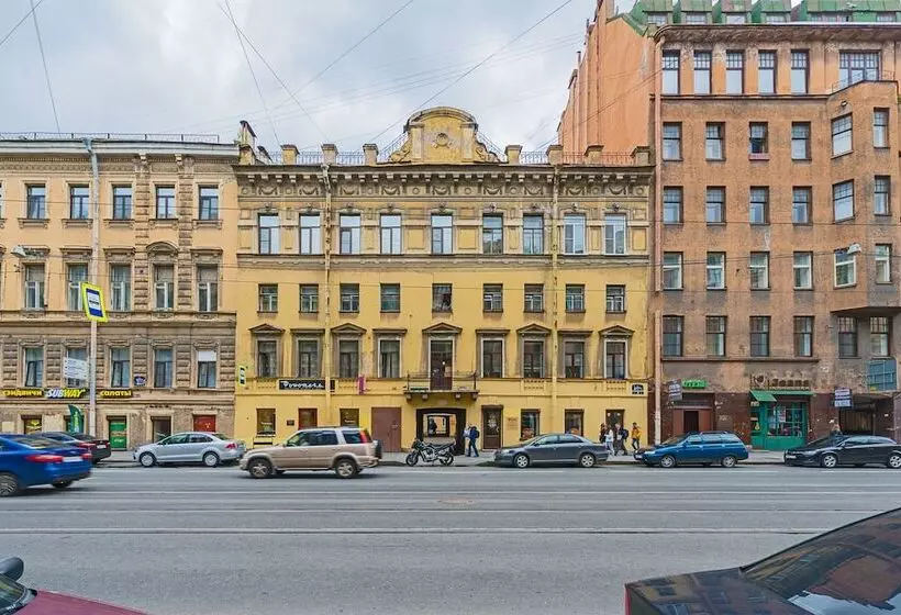 Apart Hotel On Marata 28