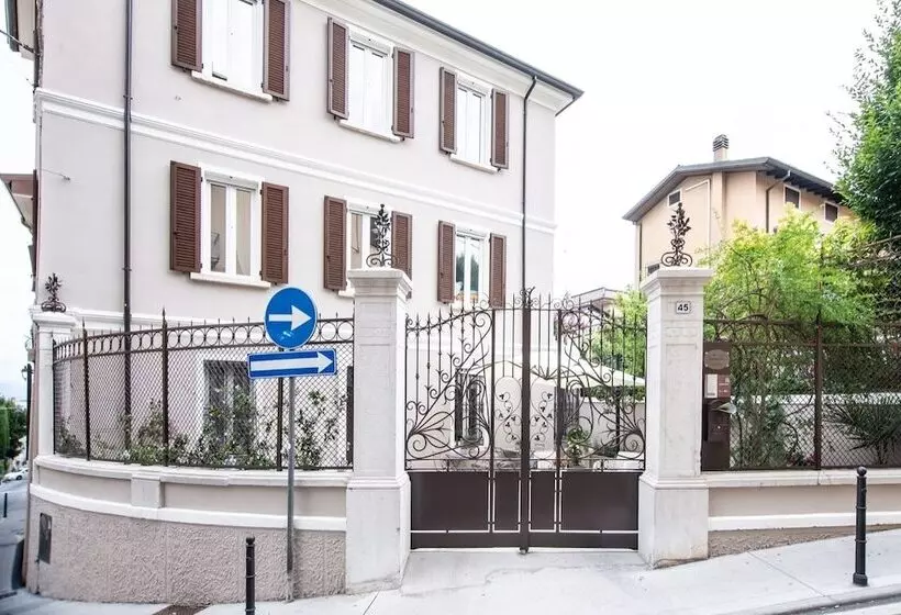 Aamiaismajoitus (B&B) Residenza Elisa