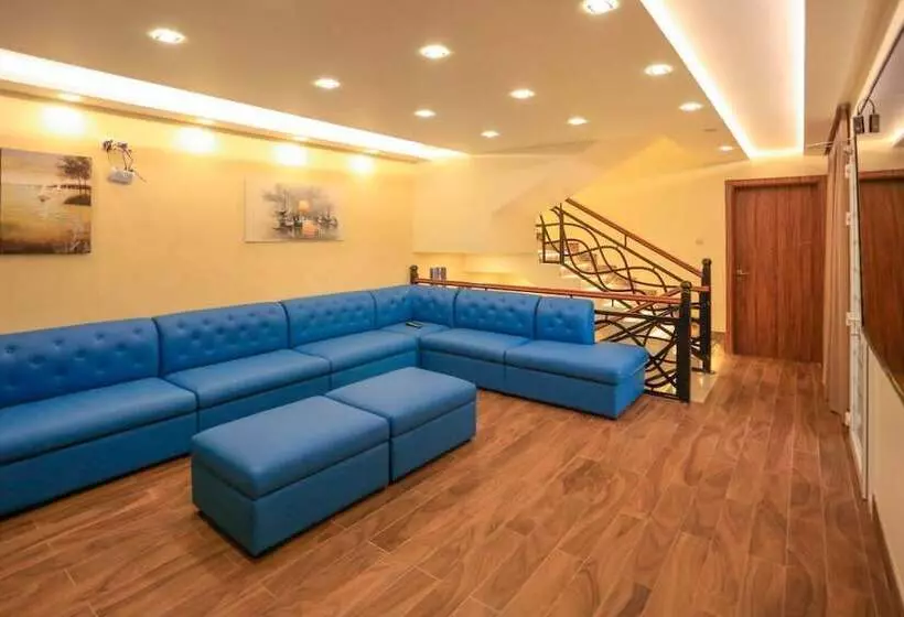 Gloria Chalet